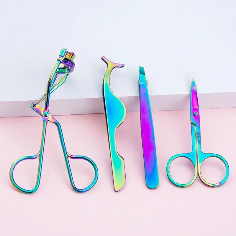 4-Pcs Eyelash Curler Kit w/ Satin Bag, Eyelash Curler, Eyelash Applicator, Eyebrow Tweezers & Eyebrow Scissor